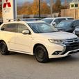 2018 Mitsubishi Outlander PHEV thumbnail image 8
