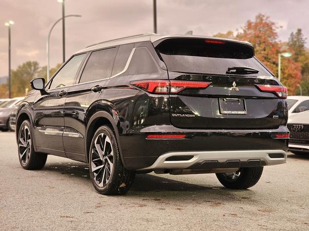 2024 Mitsubishi Outlander image 7