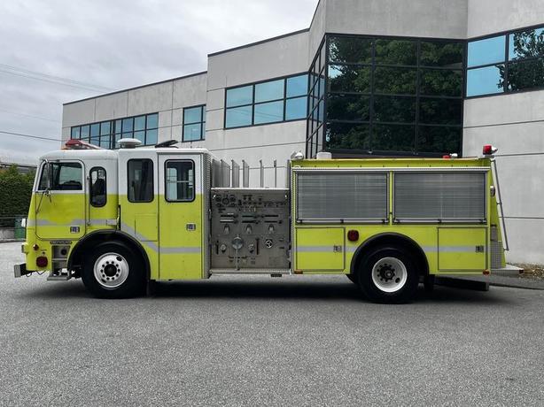 1995 Freightliner FL086 M2 106 Cummins Pumper Fire Truck image 6