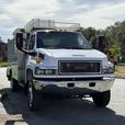 2009 GMC C5500 4X4 Topkick Service Truck Diesel thumbnail image 2