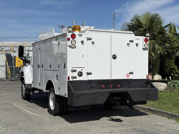 2009 GMC C5500 4X4 Topkick Service Truck Diesel image 8