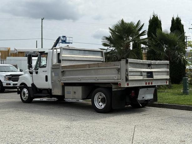 2012 International TerraStar 10-Foot Diesel Dump Truck image 7