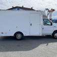 2004 Ford Econoline E-350 Super Duty 12 Foot Cube Van Mobile Office thumbnail image 6