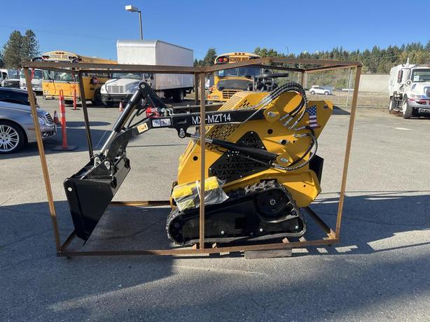 2025 AGT INDUSTRIAL MX-MZT14 RUBBER TRACK RIDE ON MINI SKID STEER (New) image 2