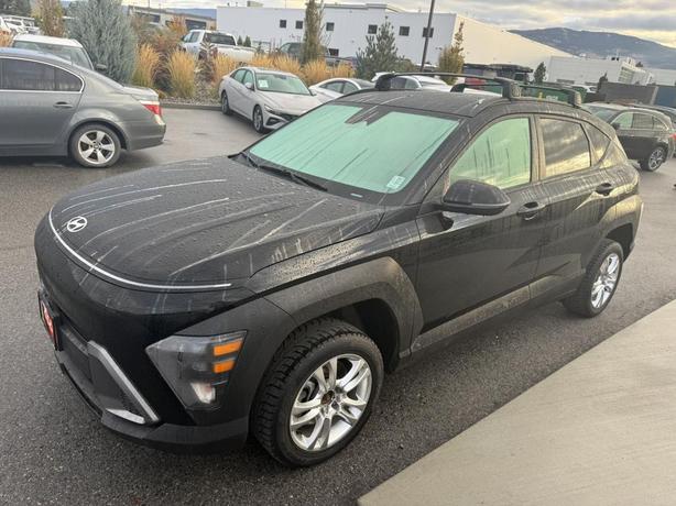 2024 Hyundai Kona Preferred image 2