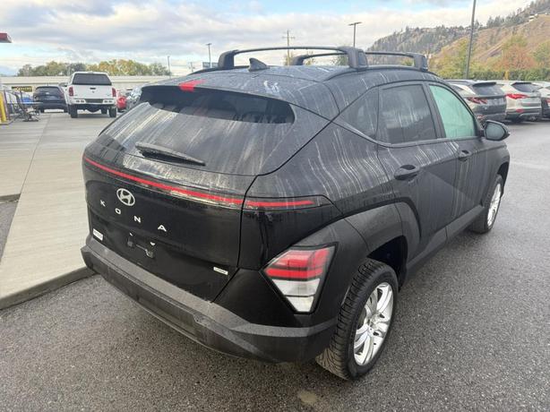 2024 Hyundai Kona Preferred image 4