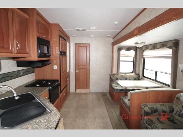 Used 2011 Gulf Stream RV Canyon Trail 32 FRTG XLT image 7