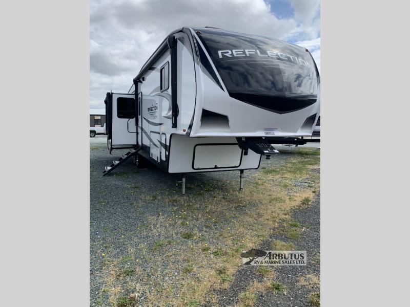 Used 2022 Grand Design Reflection 337RLS display photo