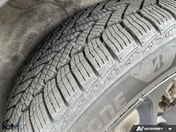 2021 CHRYSLER PACIFICA image 7