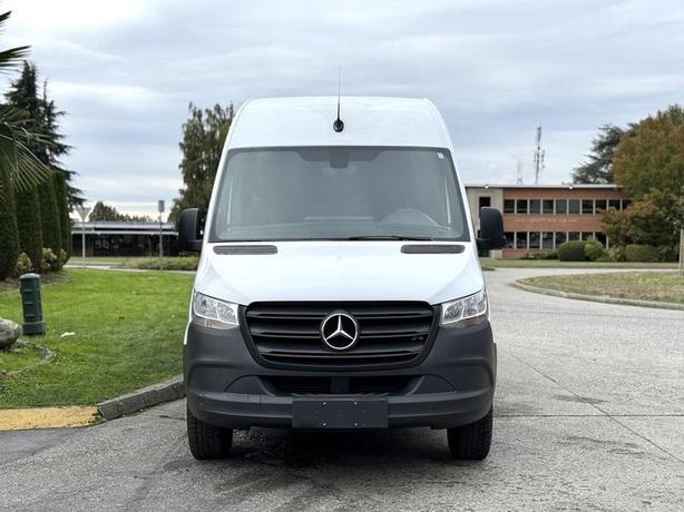 2019 Mercedes-Benz Sprinter 3500 High Roof Cargo Van 170-inch WheelBase image 3