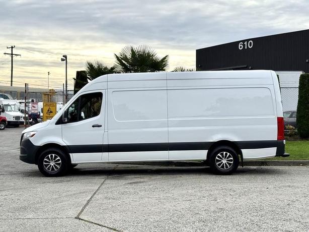 2019 Mercedes-Benz Sprinter 3500 High Roof Cargo Van 170-inch WheelBase image 6