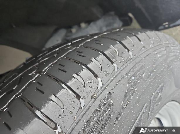 2022 Ford F-150 XLT 2WD Reg Cab 6.5' Box | No Reported Accidents! image 7