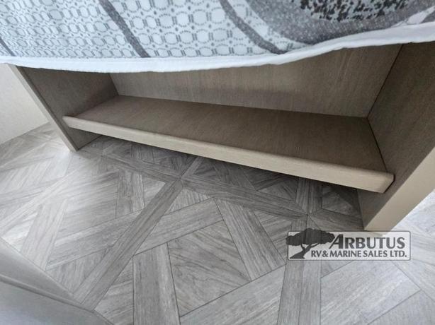 Used 2023 Forest River RV Wildwood X-Lite 240BHXL image 7