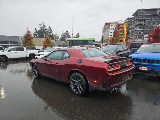 2023 Dodge Challenger SXT RWD | No Reported Accidents! image 4