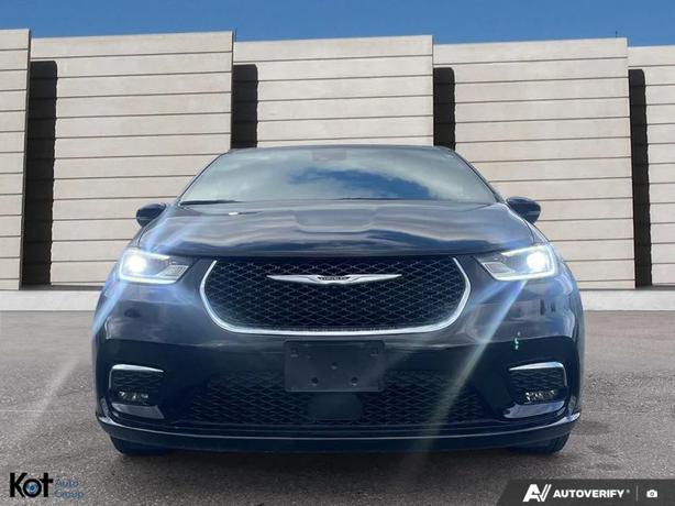 2024 CHRYSLER PACIFICA image 2