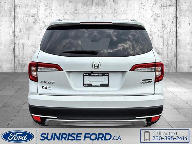 2022 Honda Pilot Touring 8-Passenger image 6