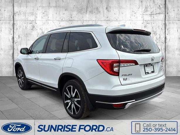 2022 Honda Pilot Touring 8-Passenger image 7