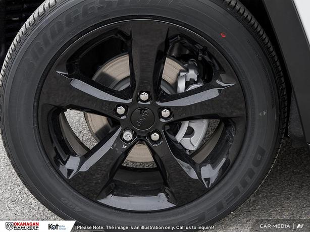 2025 Jeep Grand Cherokee Altitude | DEMO CLEAROUT | SAVE $5,060! | Trailer Tow P image 8