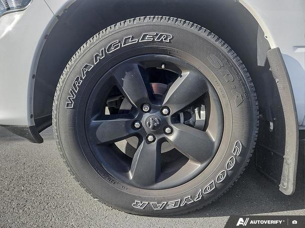 2022 RAM 1500 Classic Express 4x4 Quad Cab 6'4 Box | Cruise Control! image 6