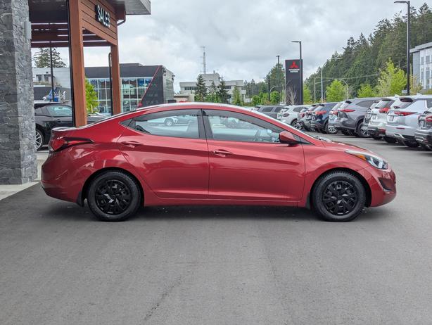 2015 Hyundai Elantra L - No Accidents, Low Mileage, 6-Speed Manual image 5