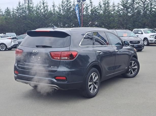 2020 Kia Sorento EX V6 - Nav, Heated Seats, Moonroof image 6