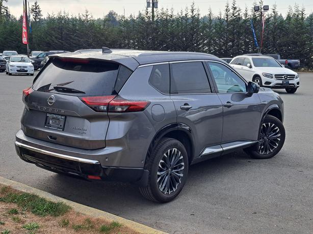 2024 Nissan Rogue Platinum AWD - Nav, Heated Seats, Moonroof image 6