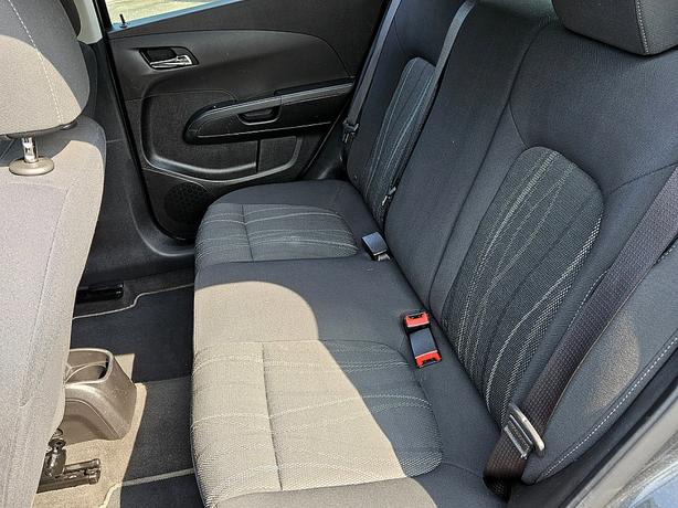 2016 Chevrolet  Sonic LT image 8