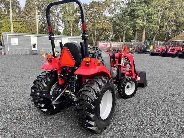 2024 Mahindra 1600 Series 1635 HST image 5