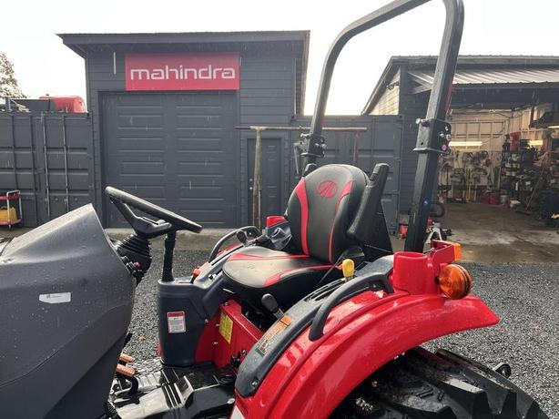 2024 Mahindra 1600 Series 1635 HST image 8