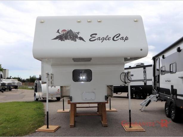 Used 2011 Eagle Cap Campers Eagle Cap 1050 image 2