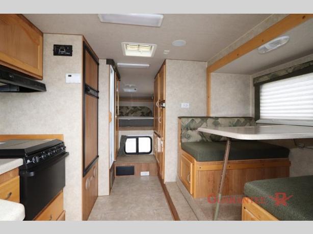 Used 2011 Eagle Cap Campers Eagle Cap 1050 image 7