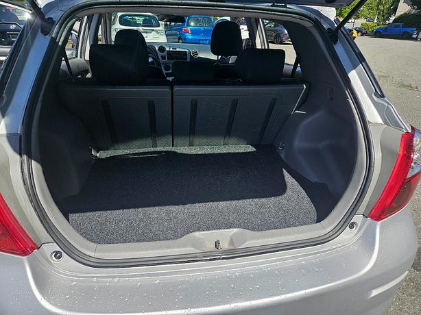 2014 Toyota  Matrix image 6