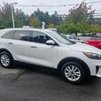 2019 KIA  Sorento LX thumbnail image 2