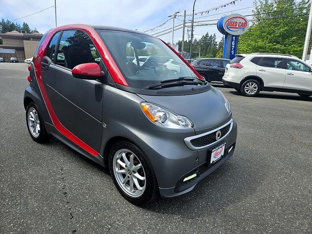 2016 Smart  fortwo electric drive Passion image 1