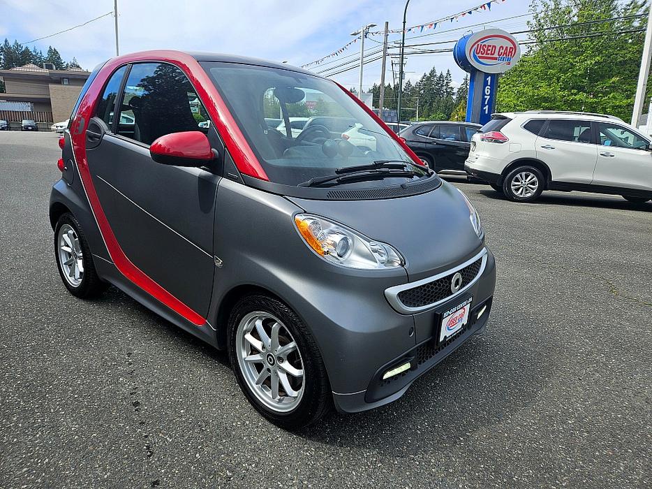 2016 Smart  fortwo electric drive Passion display photo