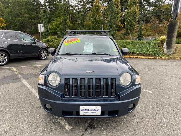 2008 Jeep  Compass Sport image 2