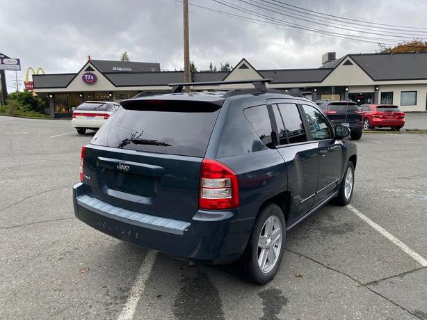 2008 Jeep  Compass Sport image 5