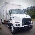 2021 Mack MD 24 Foot Cube Van with Air Brakes Dually Diesel thumbnail image 2