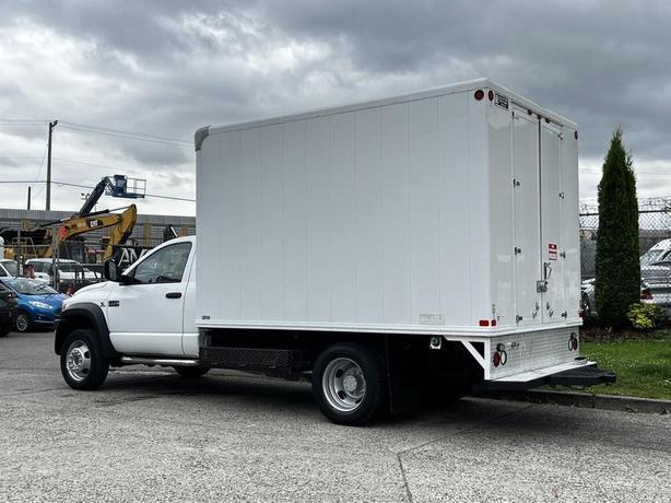 2008 Sterling Bullet 12-Foot Diesel Cube Van with Shelves image 7