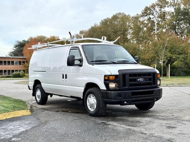 2008 Ford Econoline E-250 Cargo Van with Ladder Rack and Bulkhead Divider image 1