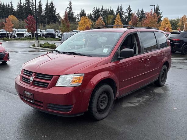 2008 Dodge Grand Caravan SE | Stow'N Go Seating! image 2