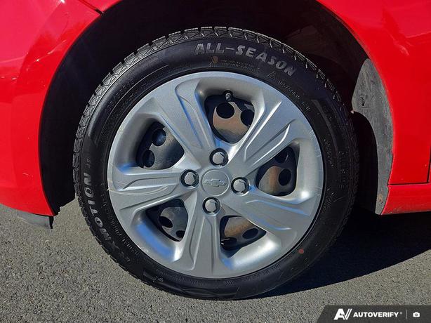 2022 Chevrolet Spark LS | One Owner! image 6