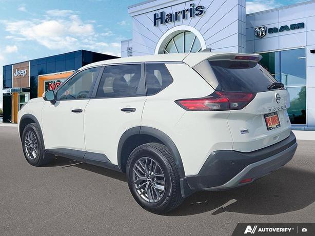 2022 Nissan Rogue S AWD | Heated Seats | Cruise Control! image 4