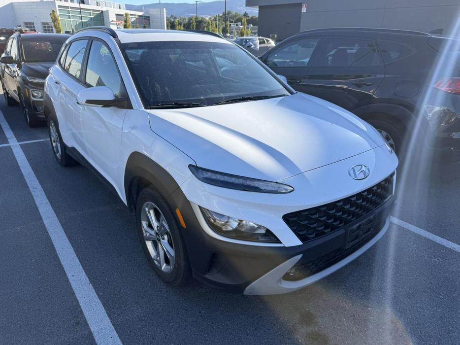2022 Hyundai Kona Preferred Edition display photo