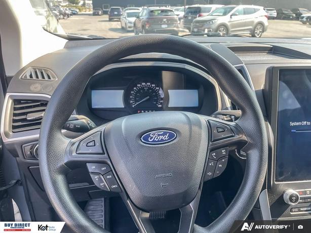 2022 Ford Edge SE image 6
