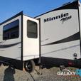 Used 2019 Winnebago Minnie Plus 27RBDS thumbnail image 2