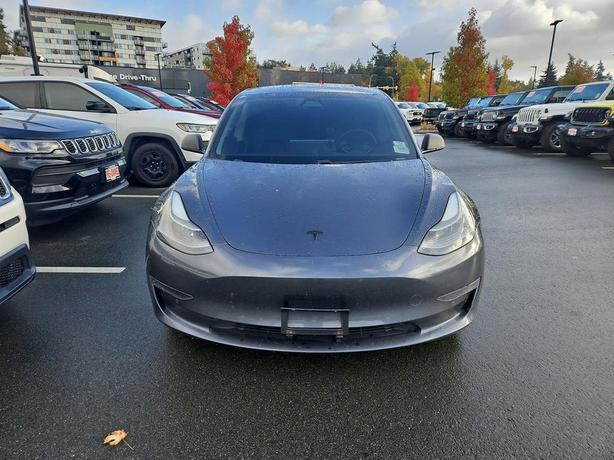 2021 Tesla Model 3 | Power Liftgate | Backup Camera! image 2