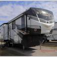 Used 2021 Heartland Bighorn 3120RK thumbnail image 1