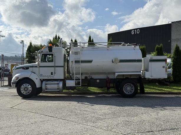 2015 Peterbilt 337 11,620 Litre Fuel Truck Diesel with Air Brakes image 6