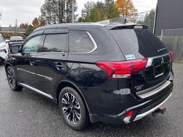 2018 Mitsubishi Outlander PHEV GT - One Owner, 360 Cameras, Heated Steering image 3